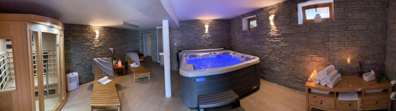 Slanicky Dvor Hotel Namestovo Ngoại thất bức ảnh